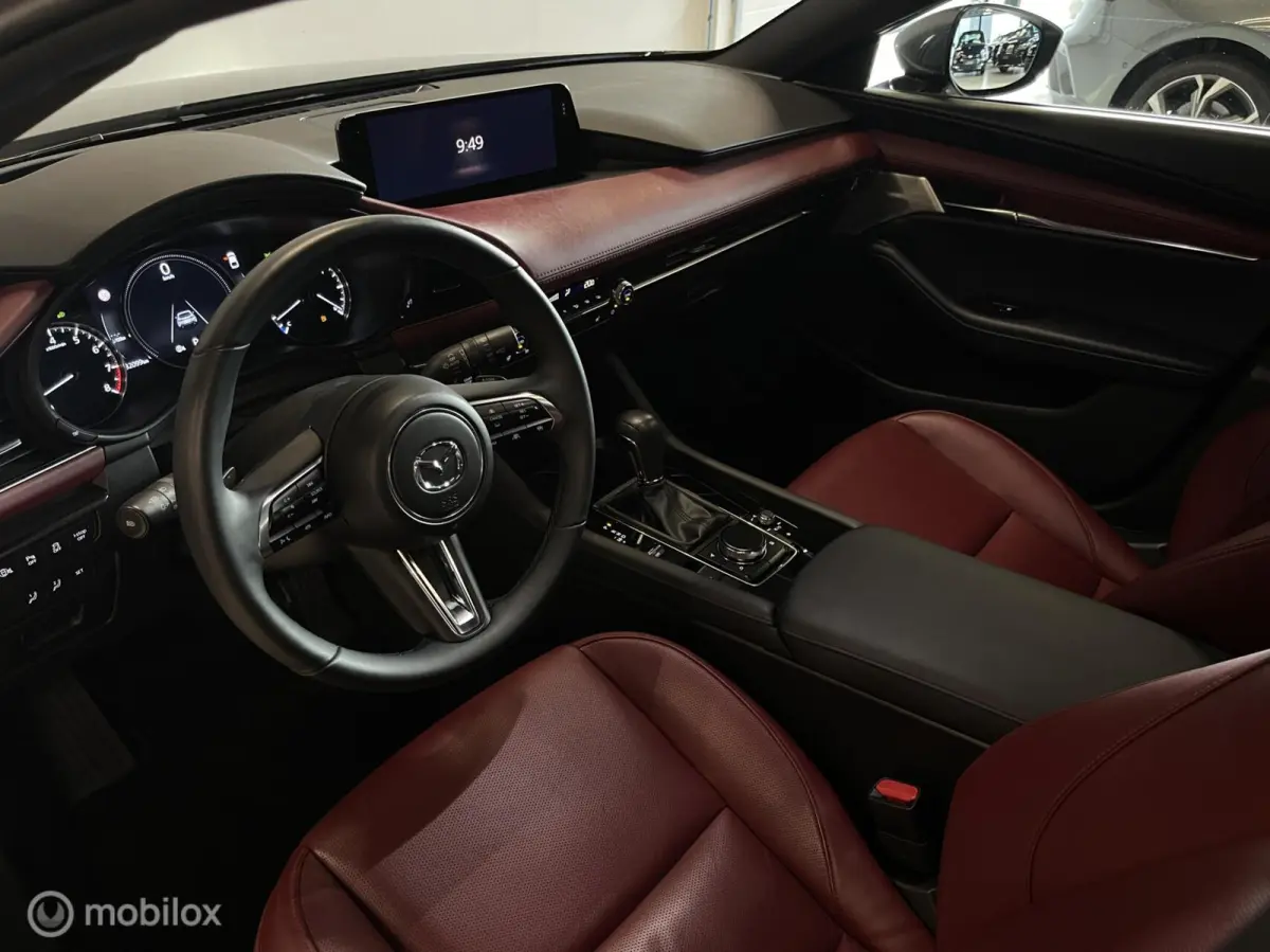 2.0 e-Skyactiv-X M Hybrid 186 Exclusive-Line | Rood Leder | Pano | HUD | Bose | Memory