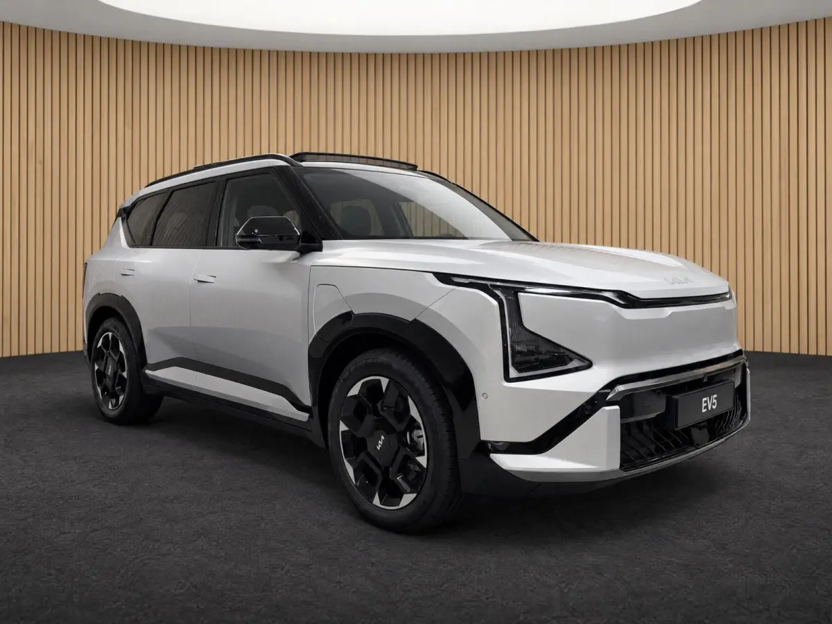 GT-PlusLine 81.4 kWh BTW AUTO! MEEST LUXE UITVOERING | DIRECT LEVERBAAR | PANORAMADAK | 10 JAAR FABRIEKSGARANTIE TM 2036