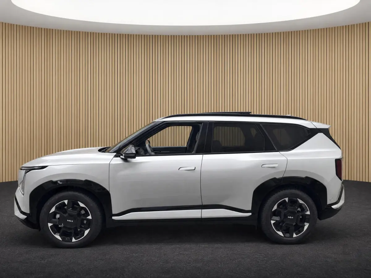 GT-PlusLine 81.4 kWh BTW AUTO! MEEST LUXE UITVOERING | DIRECT LEVERBAAR | PANORAMADAK | 10 JAAR FABRIEKSGARANTIE TM 2036