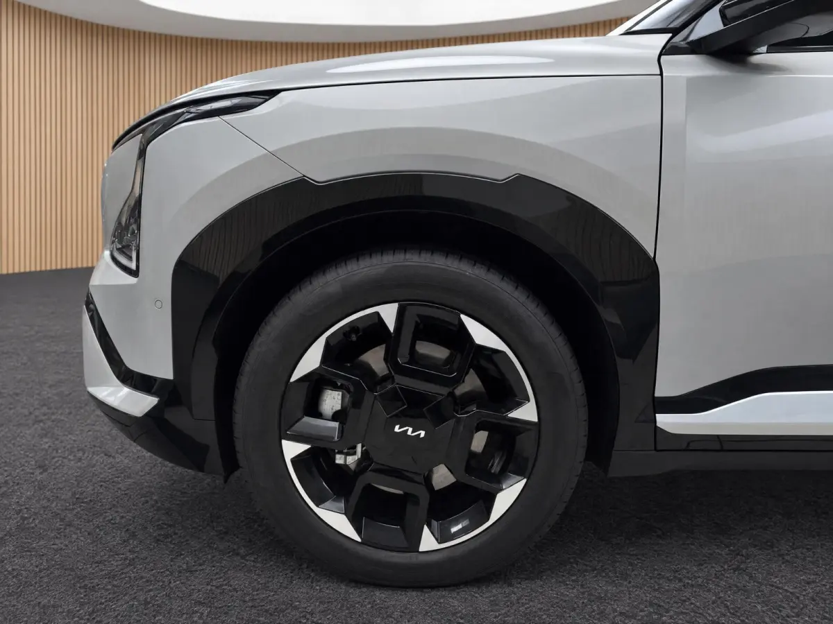 GT-PlusLine 81.4 kWh BTW AUTO! MEEST LUXE UITVOERING | DIRECT LEVERBAAR | PANORAMADAK | 10 JAAR FABRIEKSGARANTIE TM 2036
