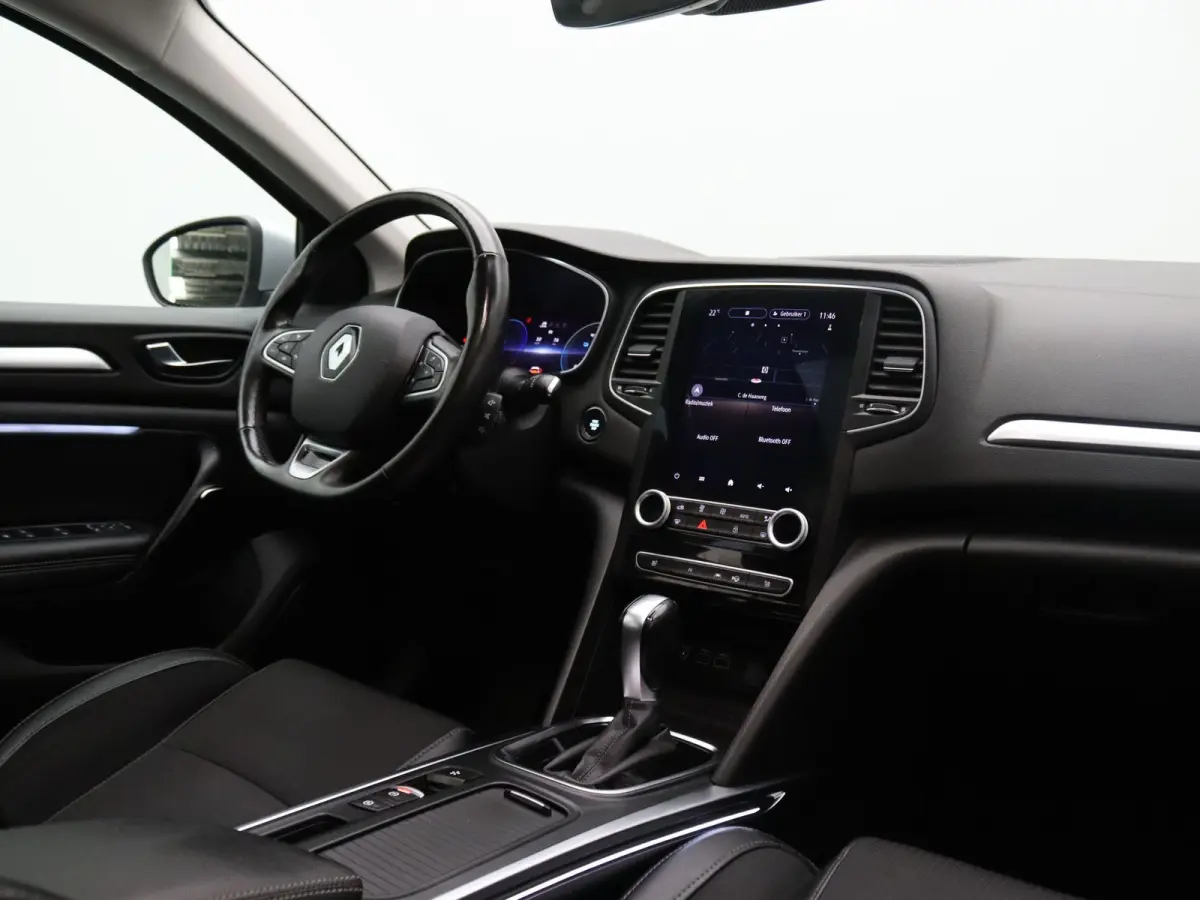 160pk Plug-In Hybrid Intens Elektrisch glazen schuif-/kanteldak