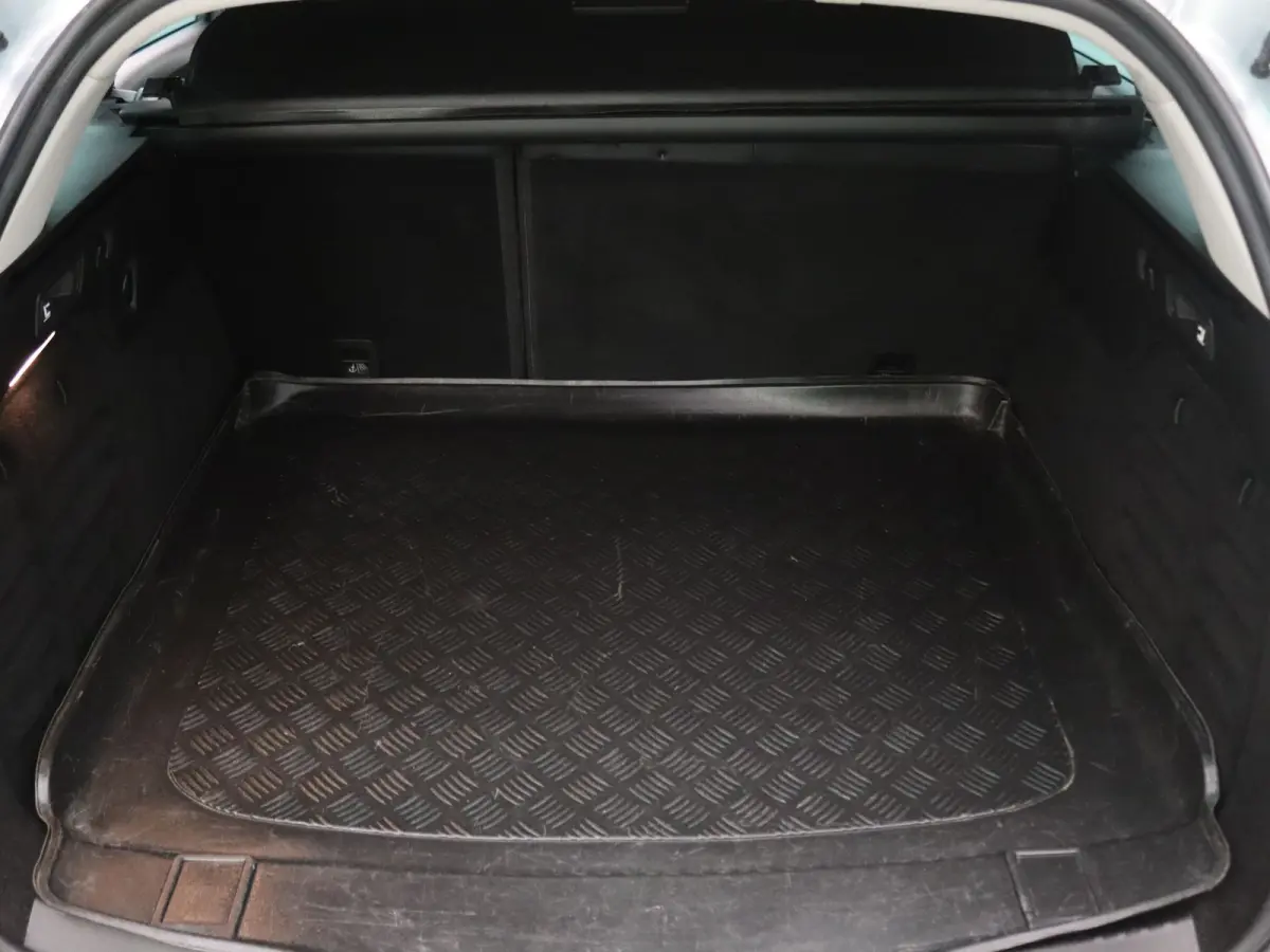 160pk Plug-In Hybrid Intens Elektrisch glazen schuif-/kanteldak