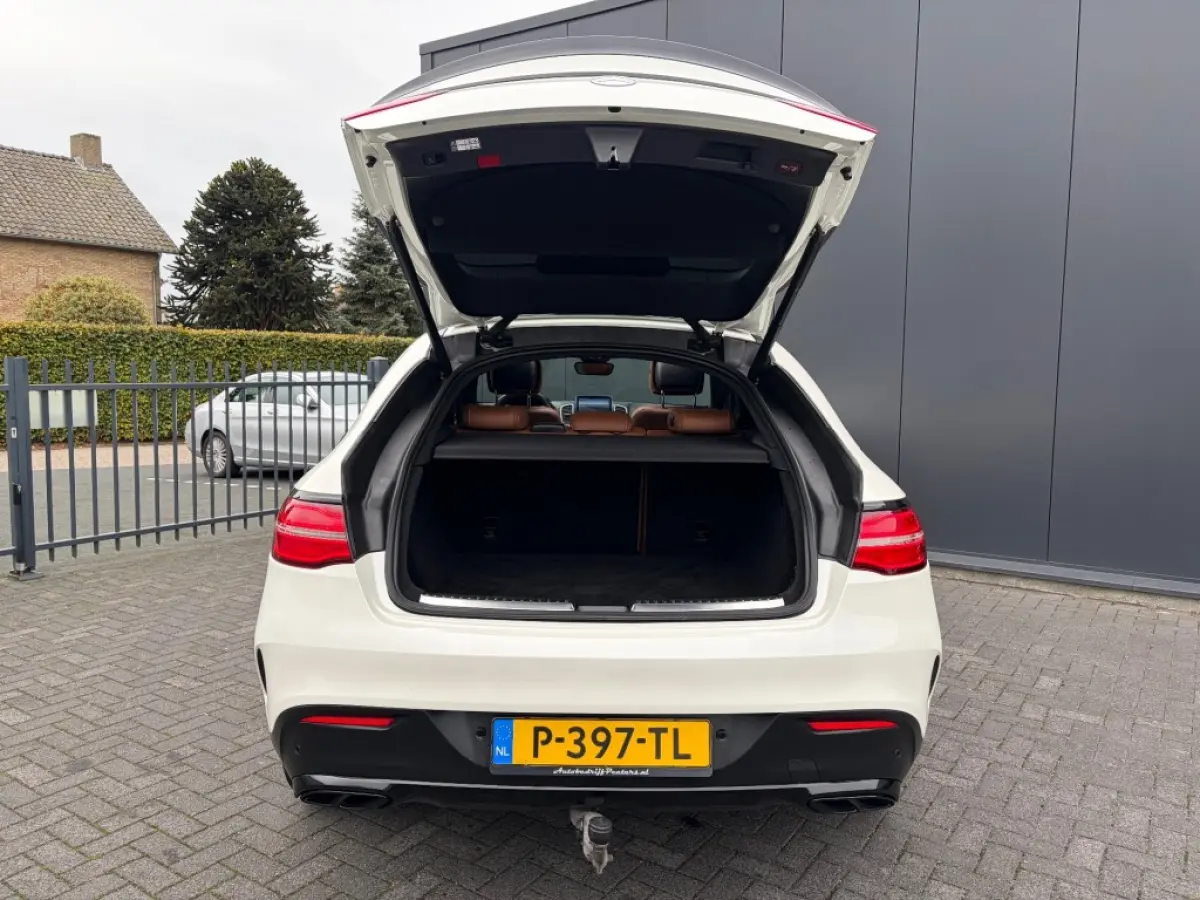 AMG 43 Pano ACC HUD Massage Camera H/K Carplay e.Trekhaak