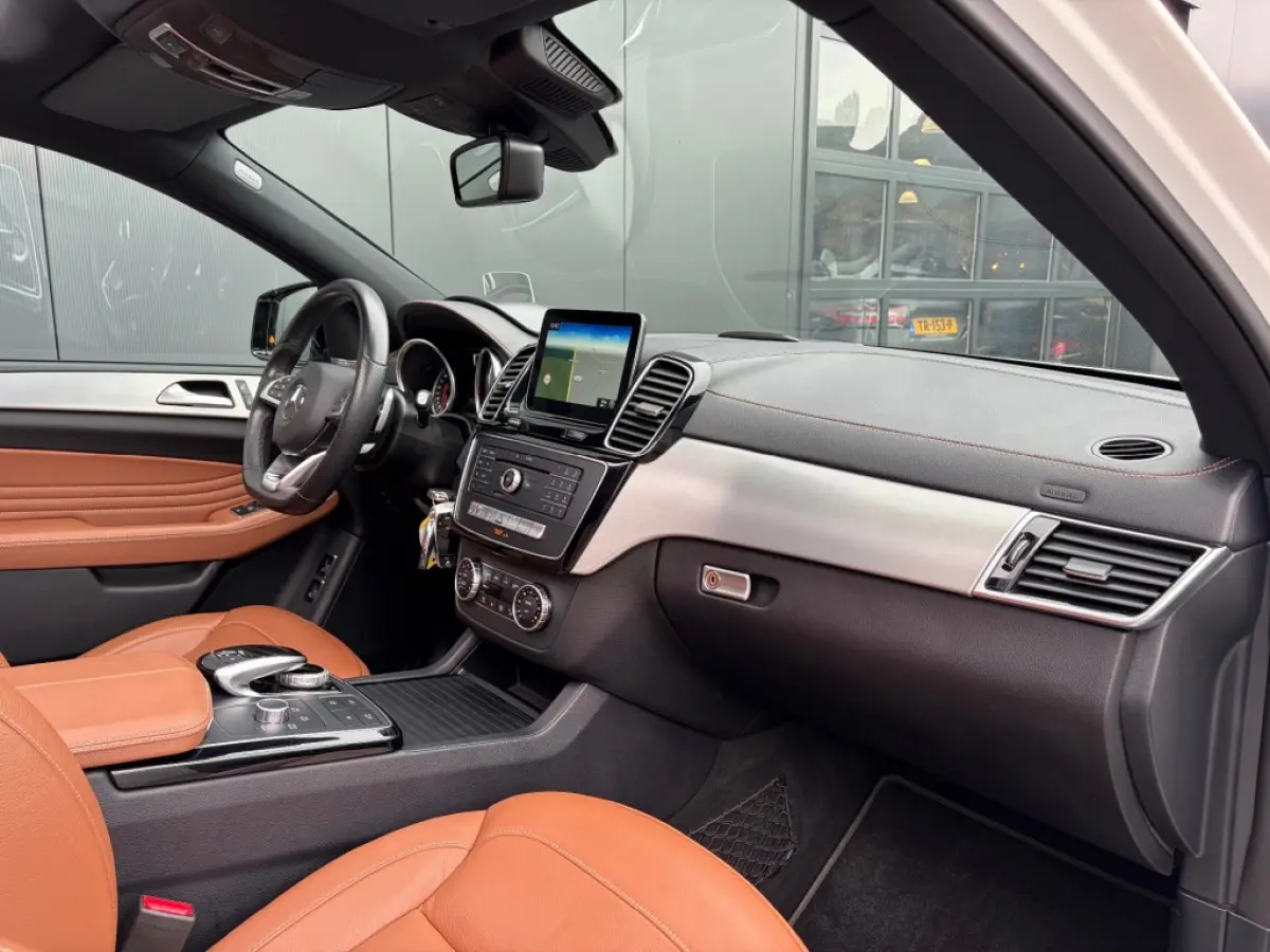AMG 43 Pano ACC HUD Massage Camera H/K Carplay e.Trekhaak
