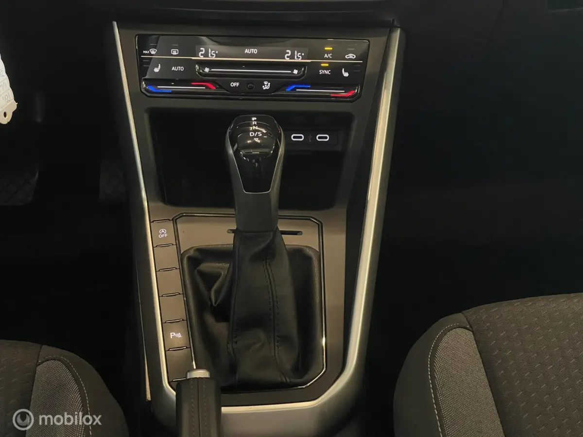 | Pano | Virtual Cockpit | Stoelverwarming | CarPlay | 16” LM