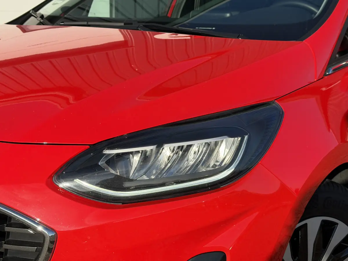 1.0 EcoBoost Hybrid Titanium X | STOEL/STUURVERW. | CAMERA | 125 PK 6 BAK |