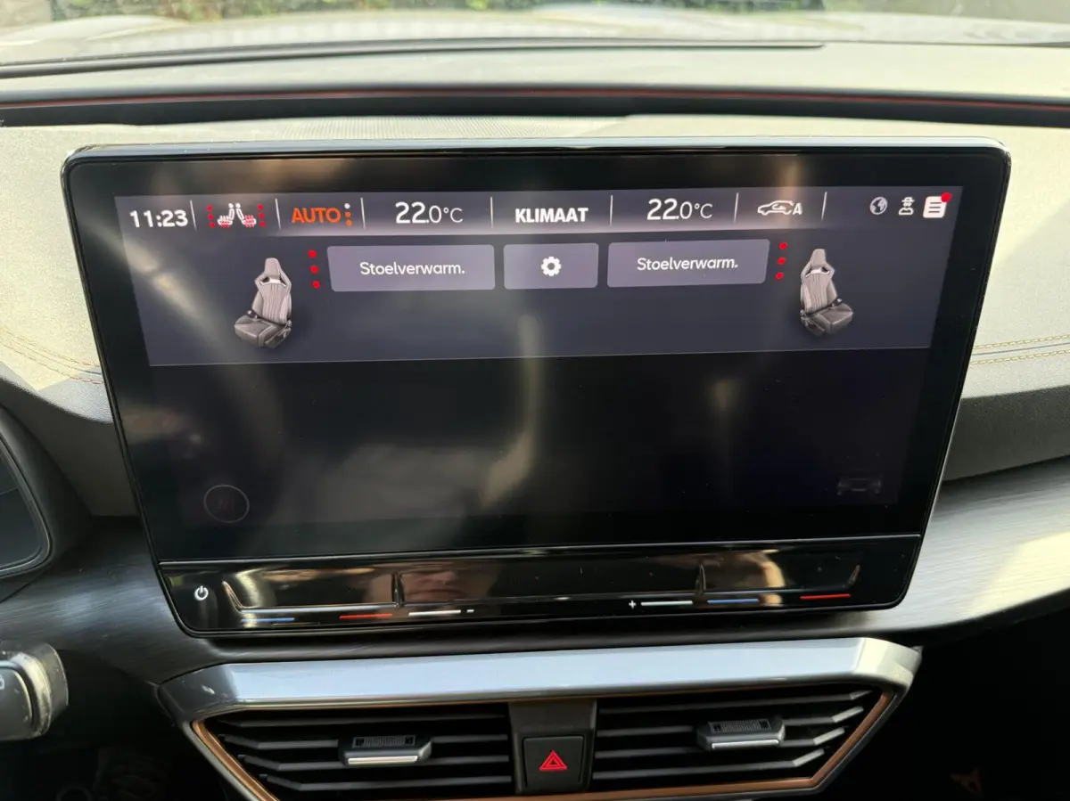 1.4 e-Hybrid Perform. Pano|Memory|Camera|BTW