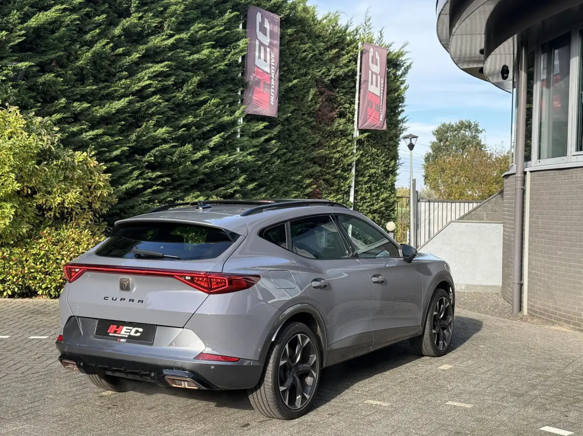 1.4 e-Hybrid Perform. Pano|Memory|Camera|BTW
