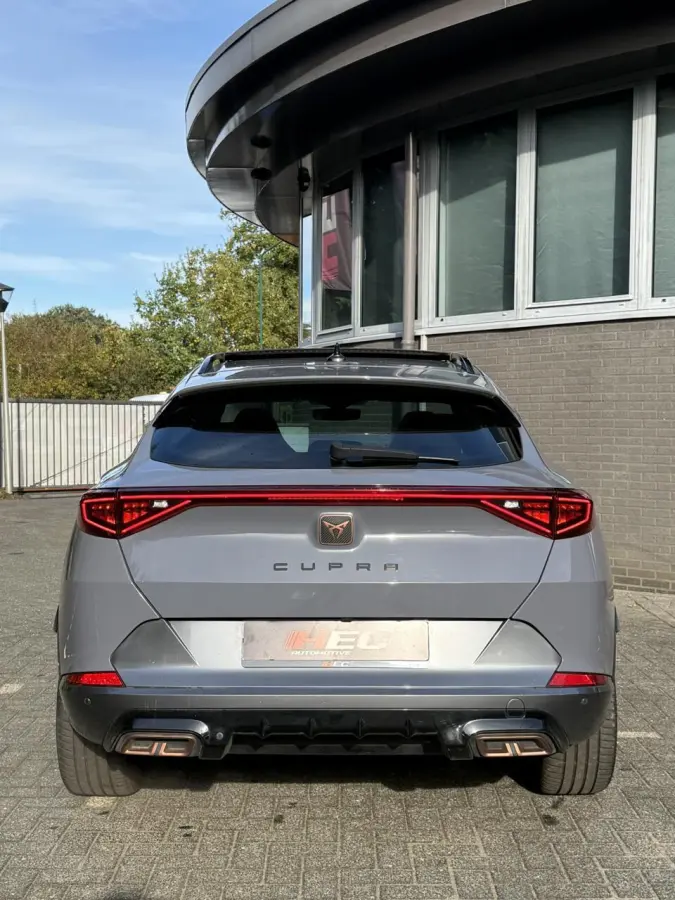 1.4 e-Hybrid Perform. Pano|Memory|Camera|BTW