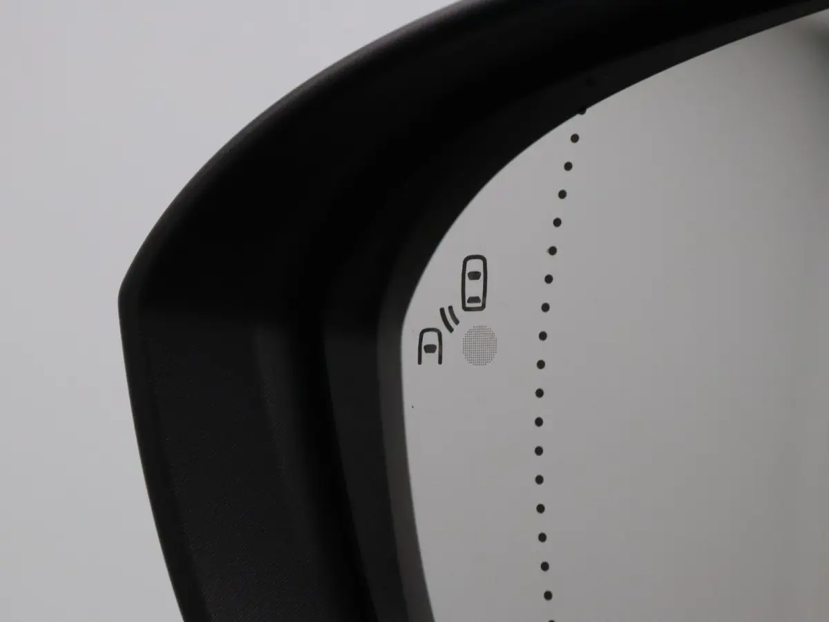 EV87 long range iconic Apple Carplay/Android Auto | Climate