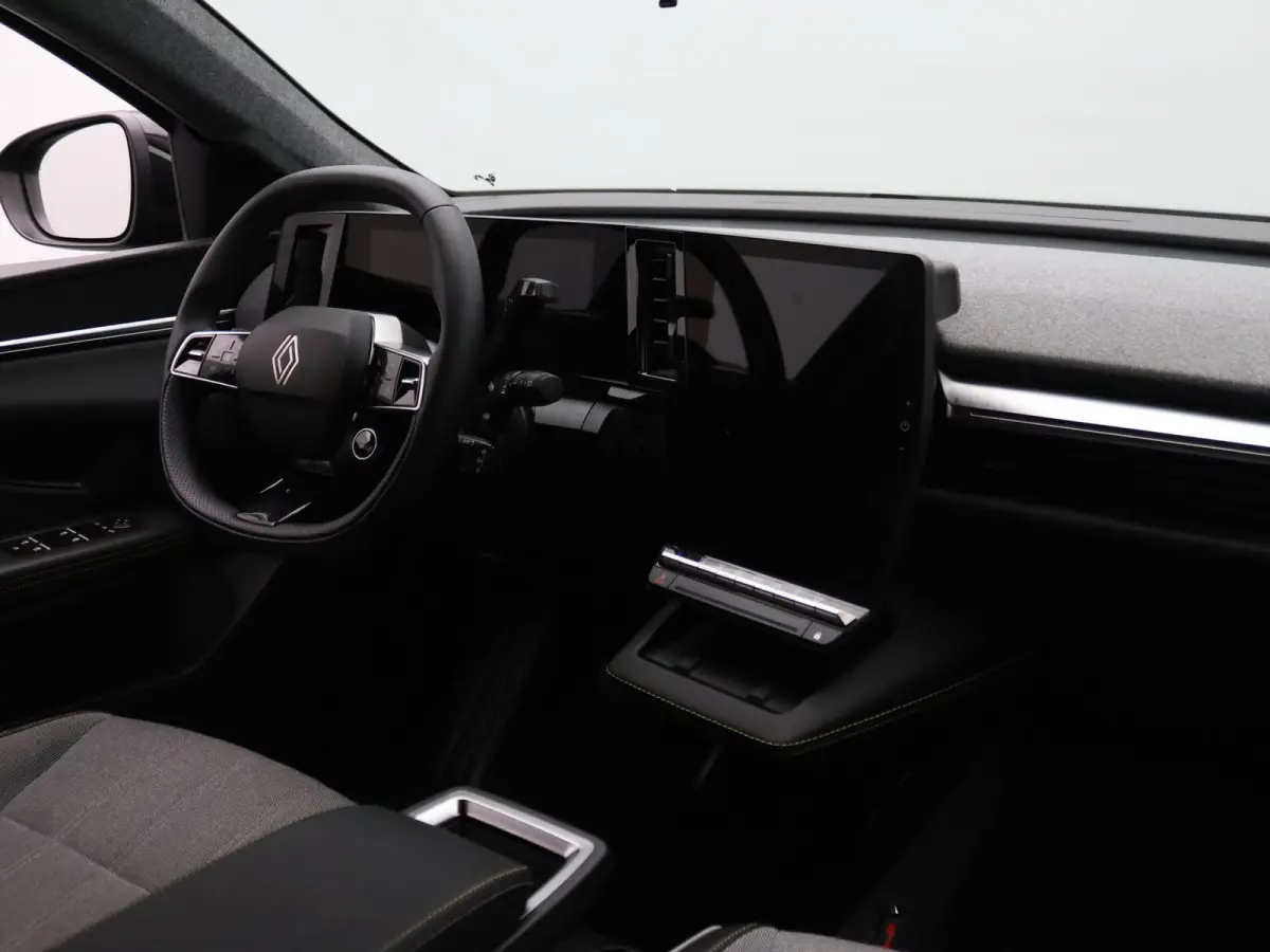 EV87 long range iconic Apple Carplay/Android Auto | Climate