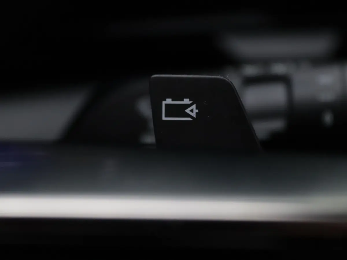 EV87 long range iconic Apple Carplay/Android Auto | Climate