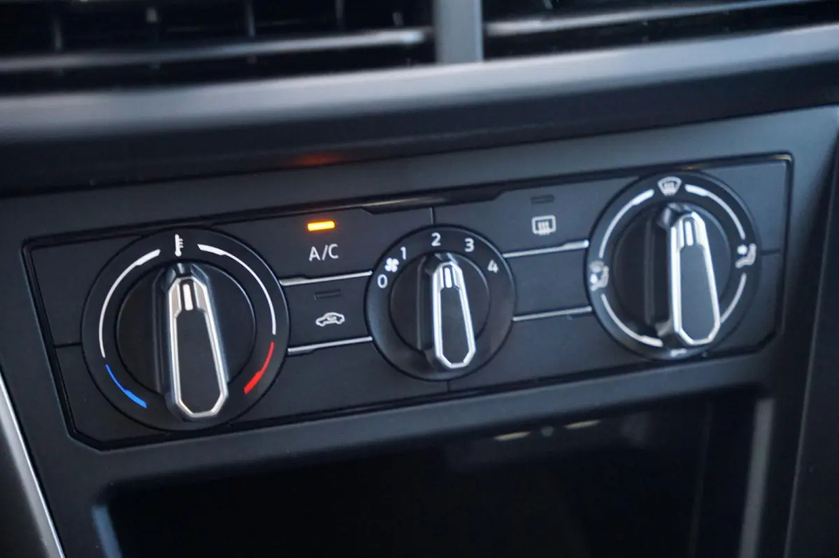 1.0 TSI 95pk Life Edition | Trekhaak | Achteruitrijcamera | Apple Carplay & Android Auto