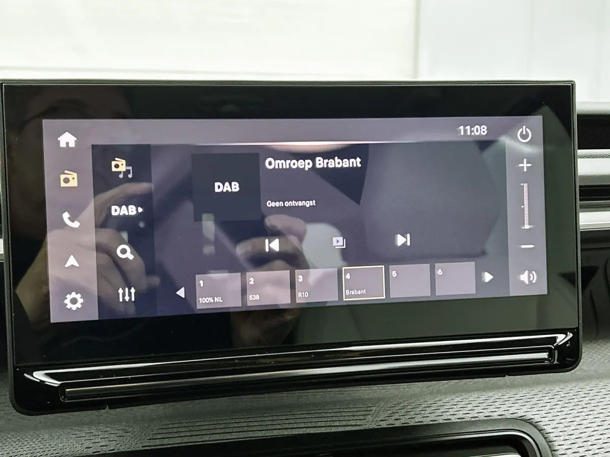 SUV Max 44 kWh Comfort Range 113pk | Accu 95% | Lage kilometerstand! | Navigatie | Achteruitrijcamera | Climate Control | Cruise Control | Parkeersensoren v+a | Dodehoeksensor | Bluetooth | 
