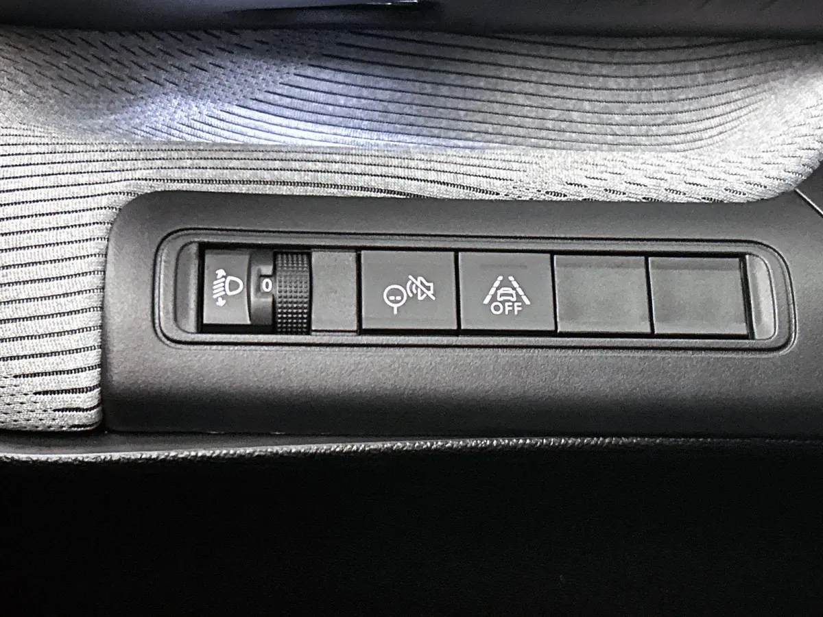 SUV Max 44 kWh Comfort Range 113pk | Accu 95% | Lage kilometerstand! | Navigatie | Achteruitrijcamera | Climate Control | Cruise Control | Parkeersensoren v+a | Dodehoeksensor | Bluetooth | 