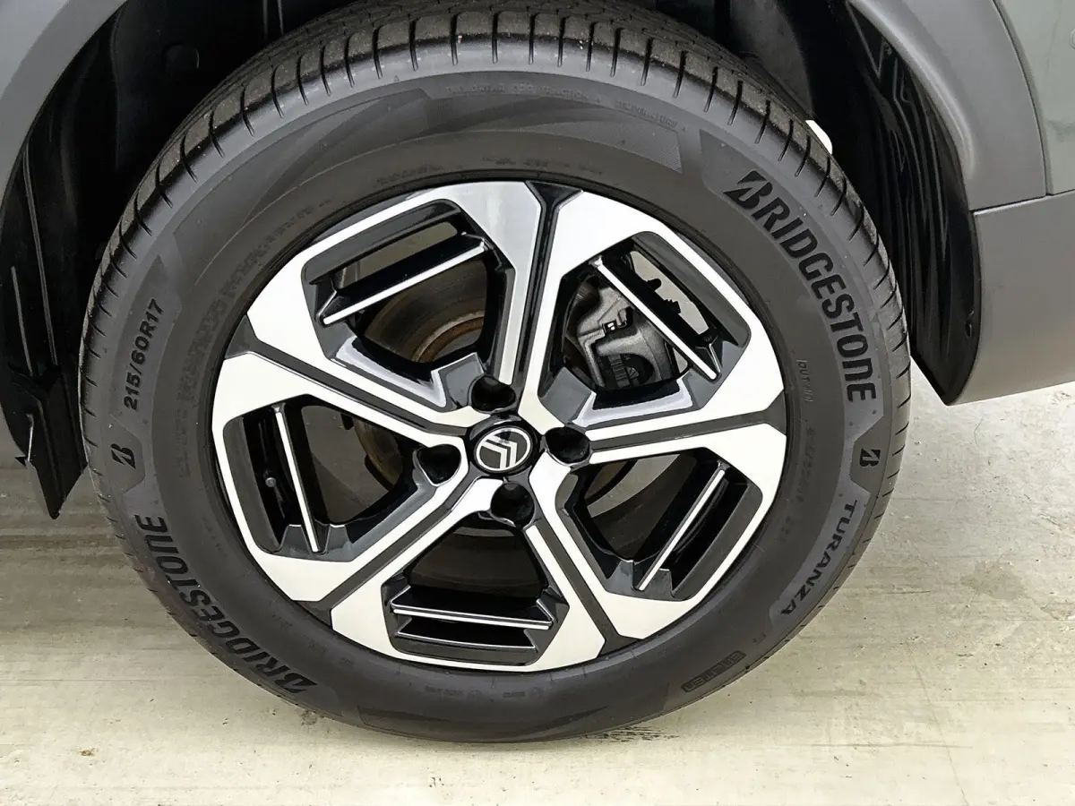 SUV Max 44 kWh Comfort Range 113pk | Accu 95% | Lage kilometerstand! | Navigatie | Achteruitrijcamera | Climate Control | Cruise Control | Parkeersensoren v+a | Dodehoeksensor | Bluetooth | 