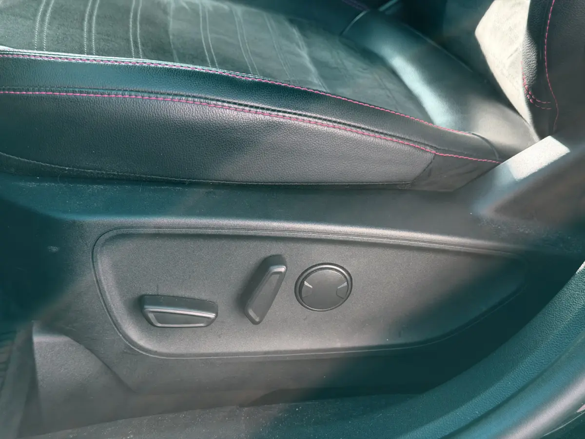 2.5 PHEV ST-Line X | PANO DAK | STOEL/STUURVERW. | CAMERA | FULL LED | B&O |