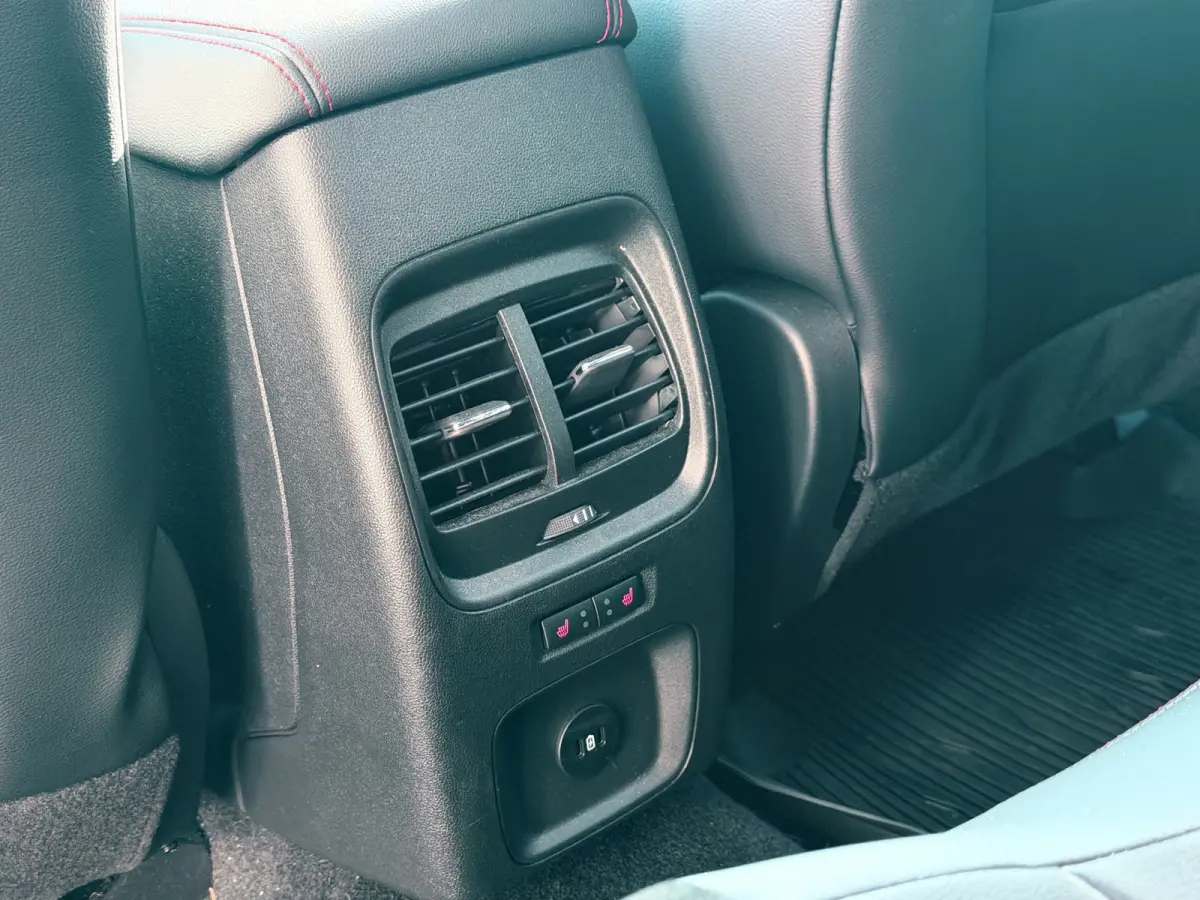 2.5 PHEV ST-Line X | PANO DAK | STOEL/STUURVERW. | CAMERA | FULL LED | B&O |