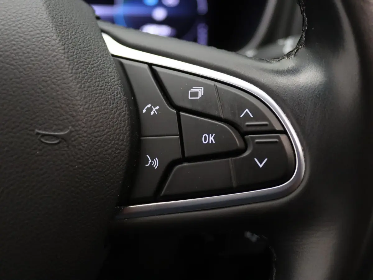 160pk Plug-In Hybrid Intens Apple Carplay/Android Auto | Climate