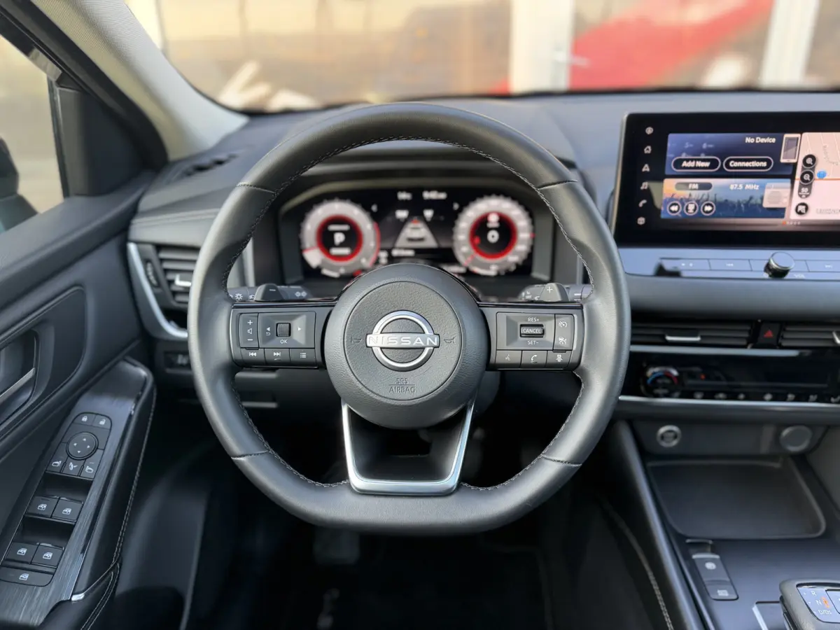 1.3 MHEV Xtronic N-Connecta / 360 Camera / Keyless / Carplay / Sensoren /