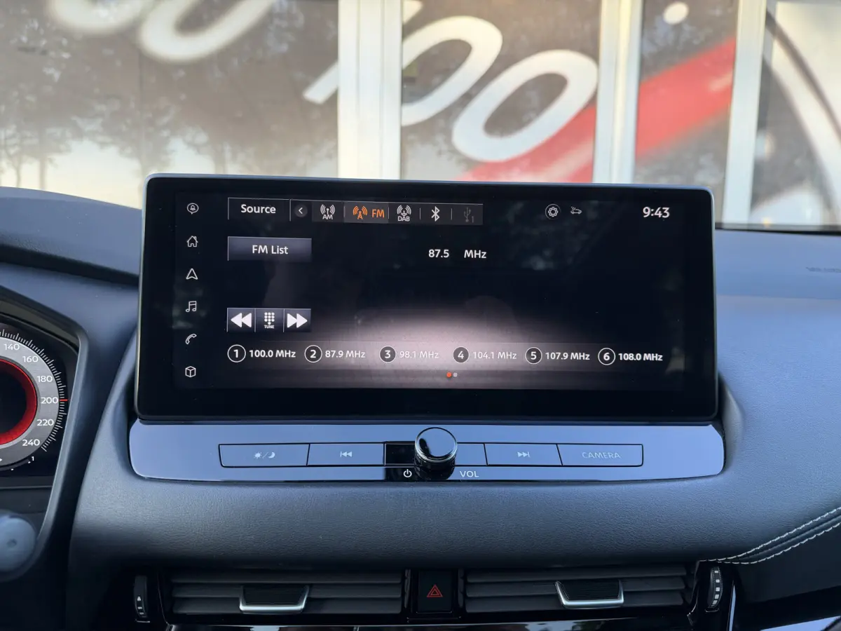 1.3 MHEV Xtronic N-Connecta / 360 Camera / Keyless / Carplay / Sensoren /