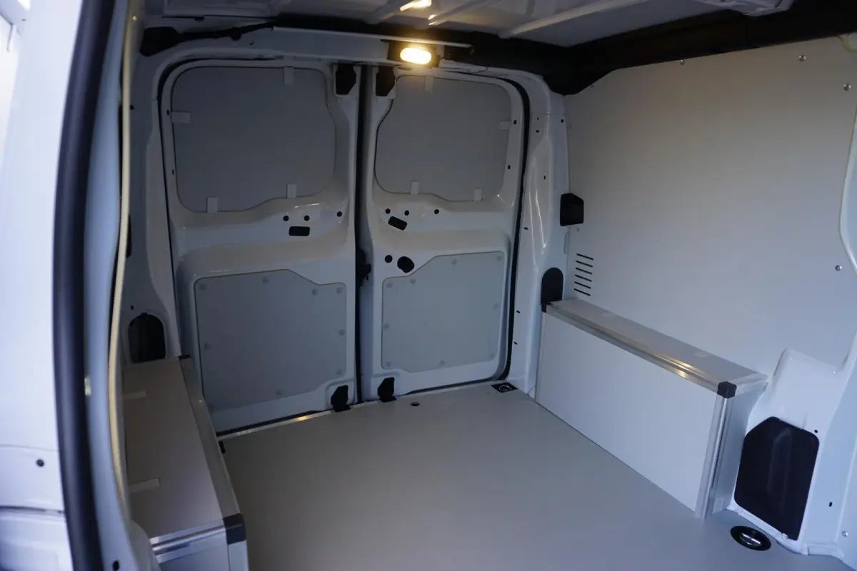2.0 BlueHDI 145 L2 Automaat |Full-LED koplampen |Nieuwstaat |Groot scherm |Navi |Camera |Cruise |Carplay |2e airbag |Dode-hoek sensoren |Climate control |Betimmering