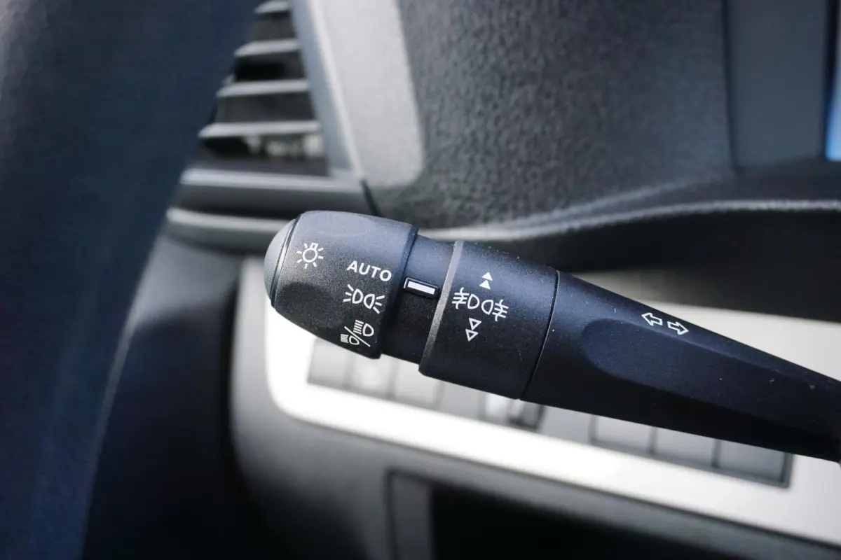 2.0 BlueHDI 145 L2 Automaat |Full-LED koplampen |Nieuwstaat |Groot scherm |Navi |Camera |Cruise |Carplay |2e airbag |Dode-hoek sensoren |Climate control |Betimmering