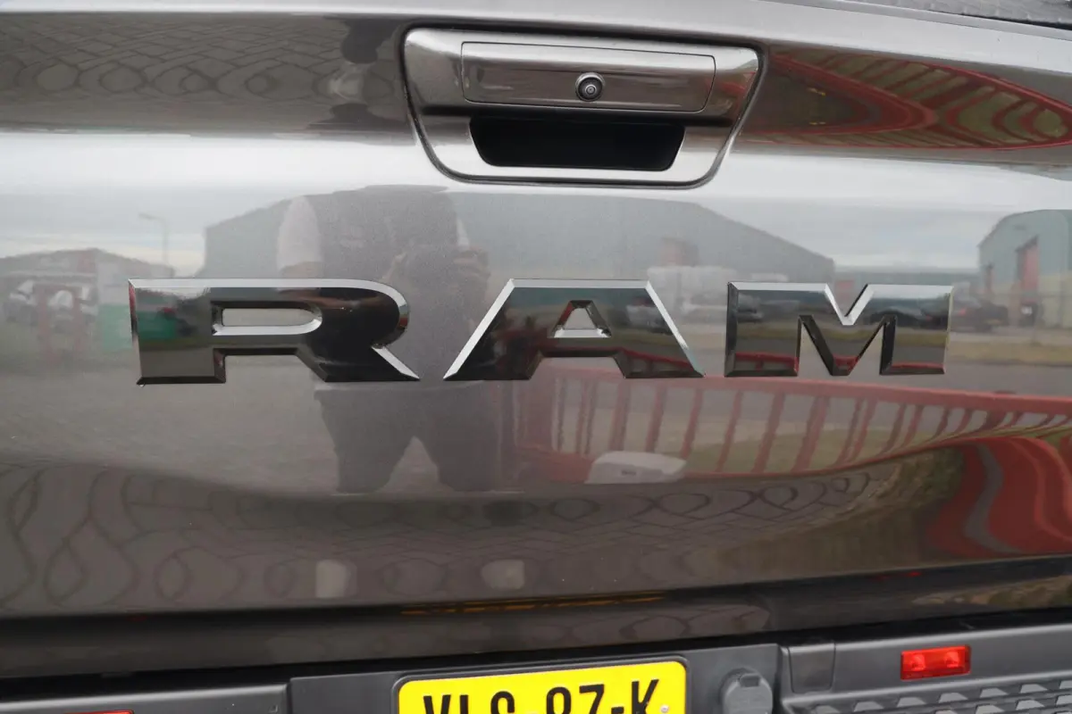 1500 4X4 5.7 V8 4x4 Crew Cab Laramie|Luchtvering|Diamondback|BTW|