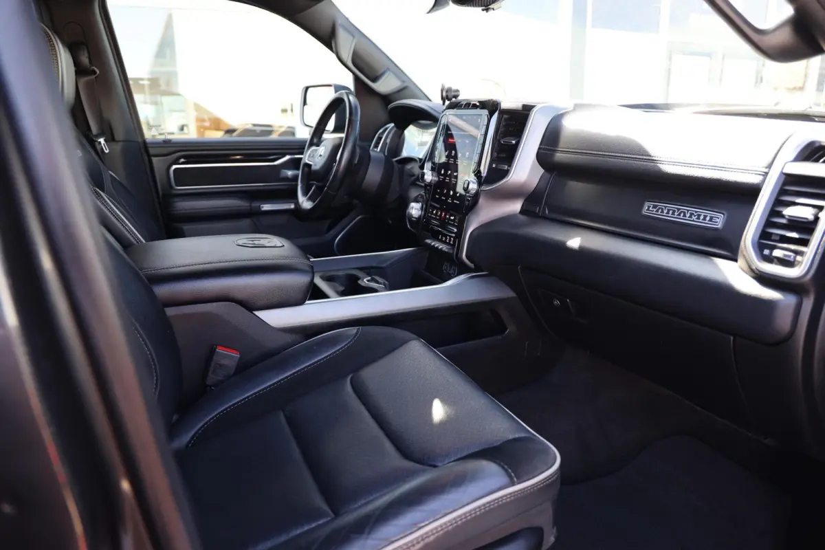 1500 4X4 5.7 V8 4x4 Crew Cab Laramie|Luchtvering|Diamondback|BTW|