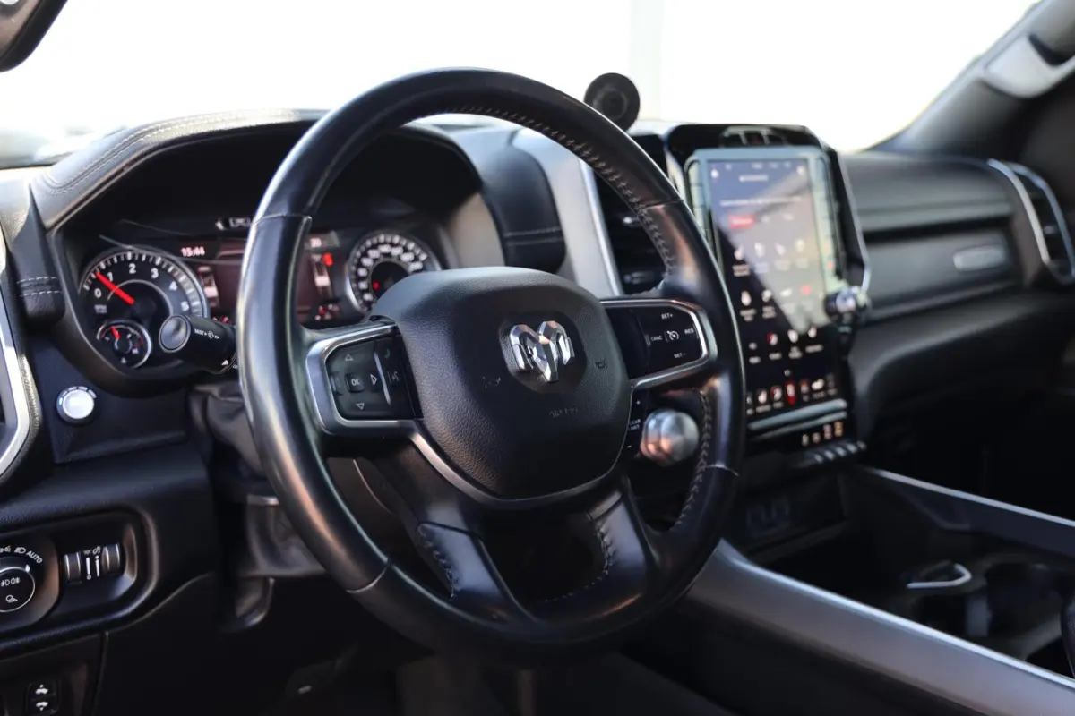 1500 4X4 5.7 V8 4x4 Crew Cab Laramie|Luchtvering|Diamondback|BTW|