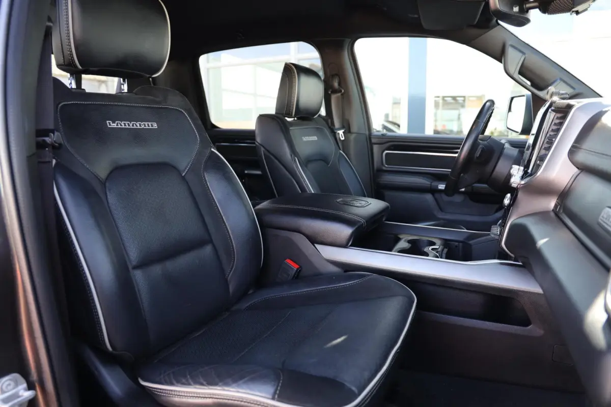 1500 4X4 5.7 V8 4x4 Crew Cab Laramie|Luchtvering|Diamondback|BTW|