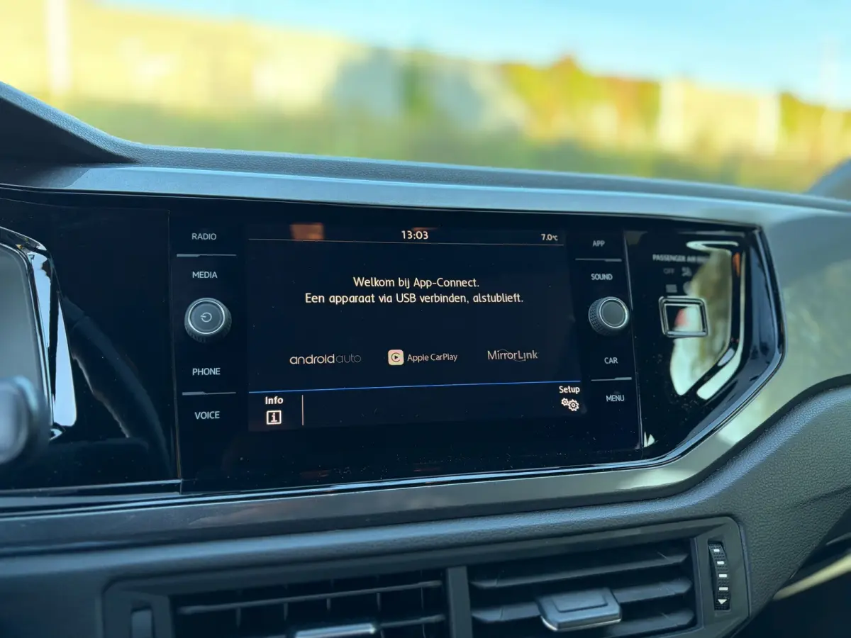 1.0 TSI Highline PANO I R - LINE I 1E EIG I PDC I CARPLAY I LEER