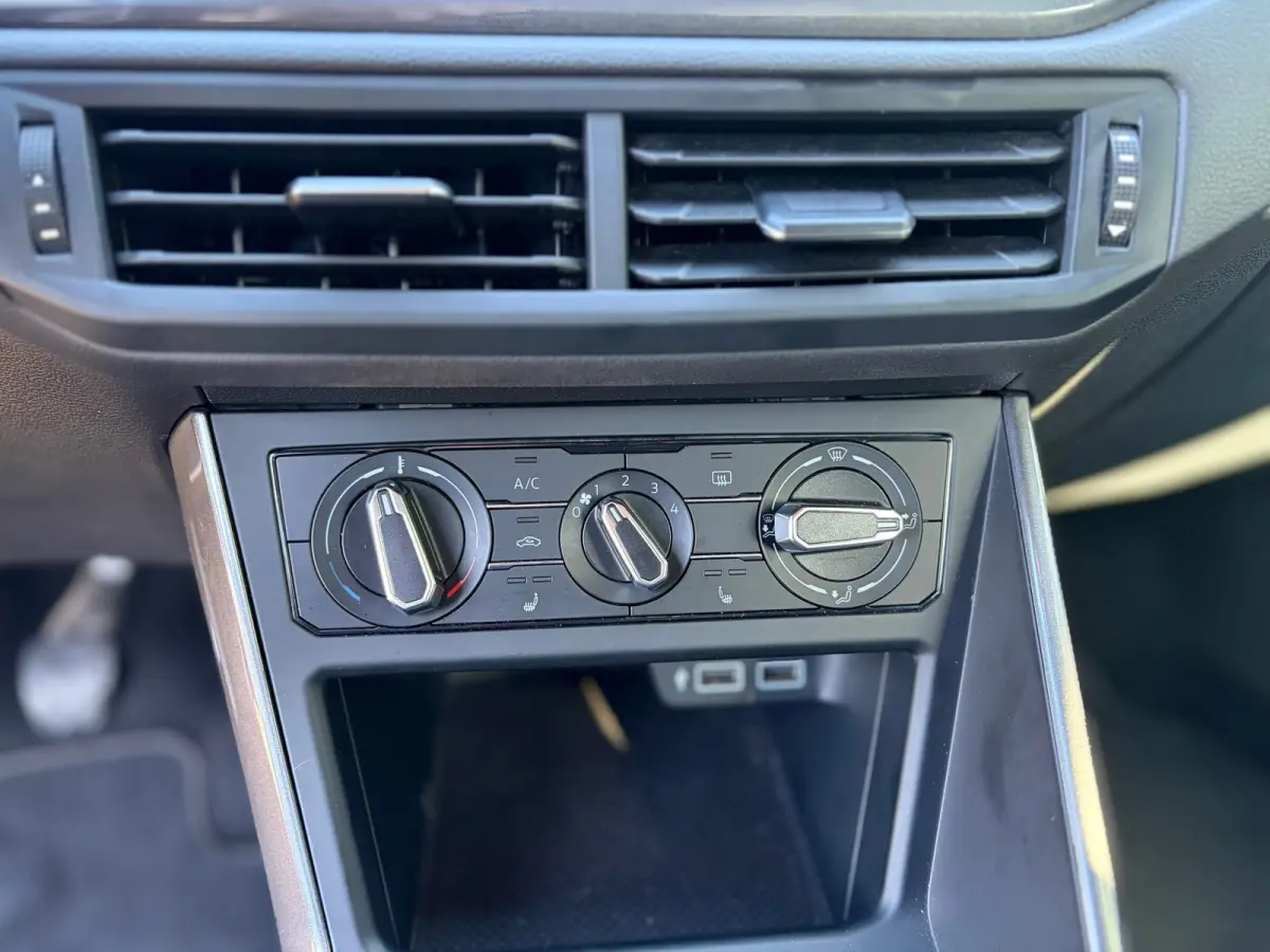 1.0 TSI Highline PANO I R - LINE I 1E EIG I PDC I CARPLAY I LEER