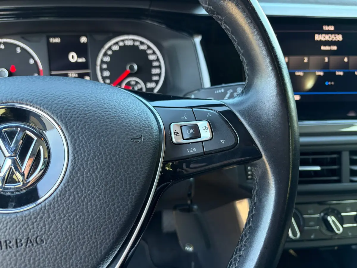 1.0 TSI Highline PANO I R - LINE I 1E EIG I PDC I CARPLAY I LEER