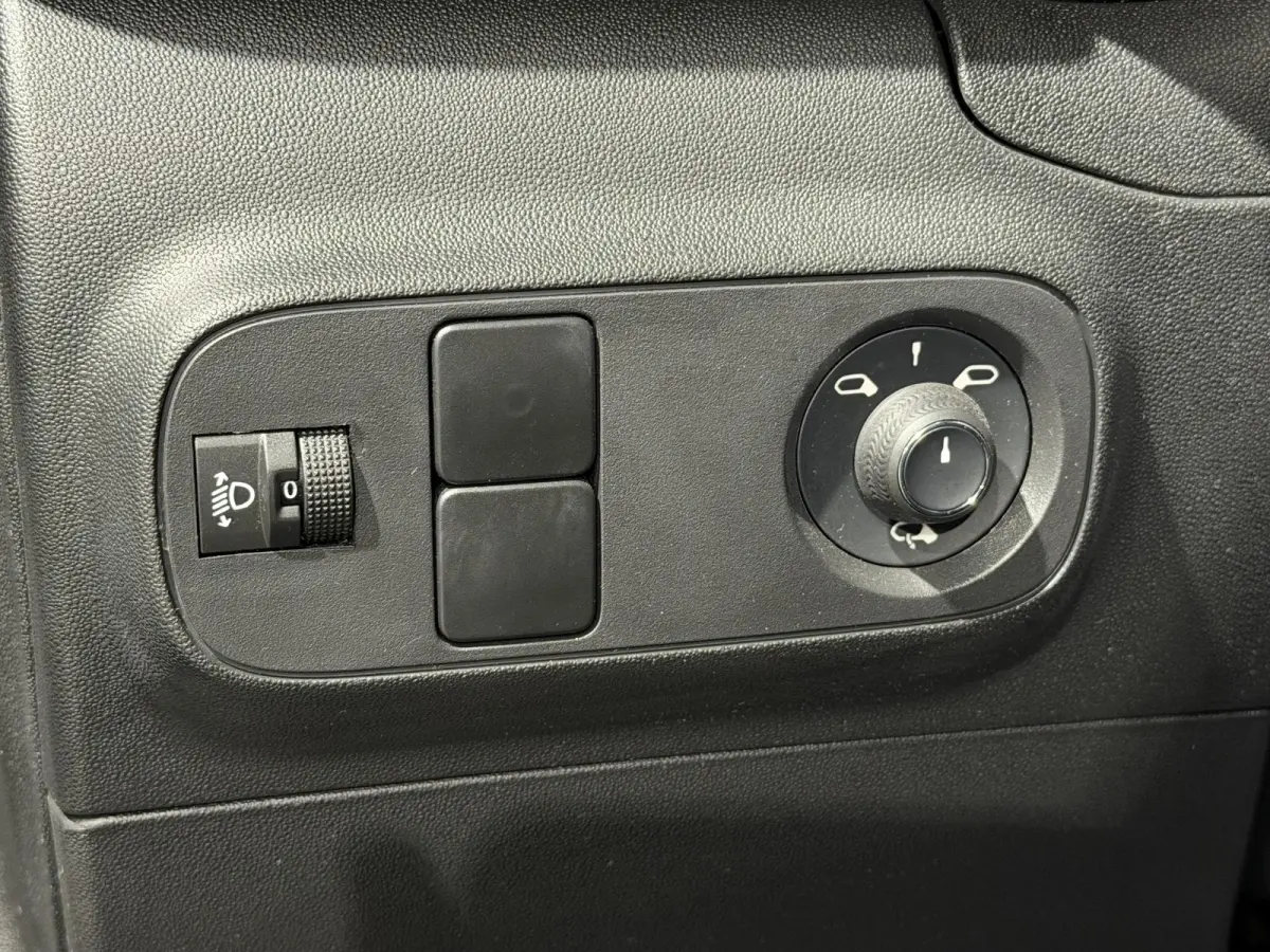 1.2 PureTech Feel | Infotainment systeem | Elektrische ramen | Van 1e Eigenaar!