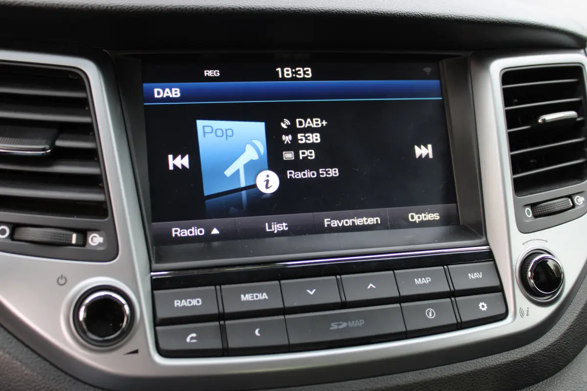 1.6 T-GDi 177pk Premium 4WD Automaat | Elektrische achterklep | Stoelverwarming | Trekhaak 1.600kg! | Camera | Cruise control | Parkeersensoren | Stuurverwarming