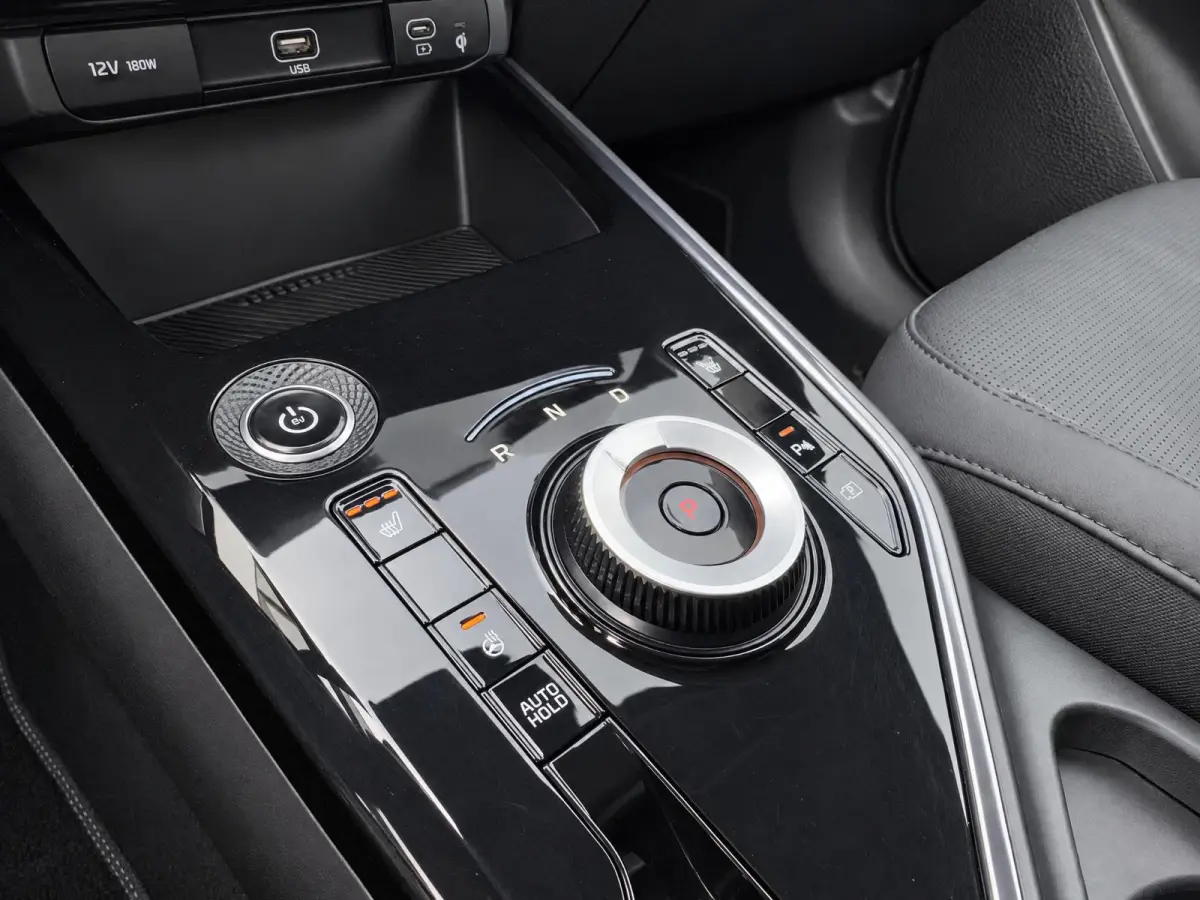 Edition Advanced 64.8 kWh Dealer onderhouden | Navigatie | Stoel + stuurverwarming | ACC | Applecarplay