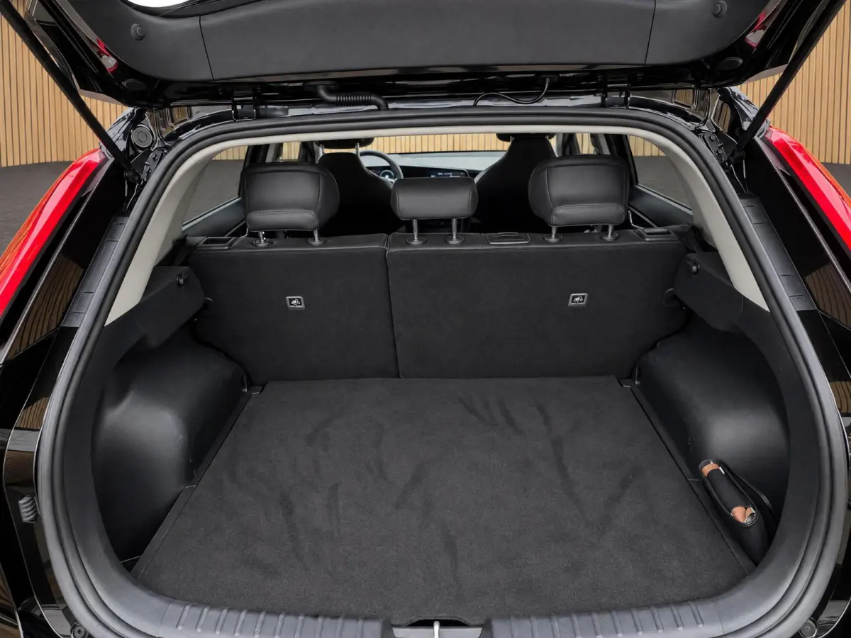 Edition Advanced 64.8 kWh Dealer onderhouden | Navigatie | Stoel + stuurverwarming | ACC | Applecarplay