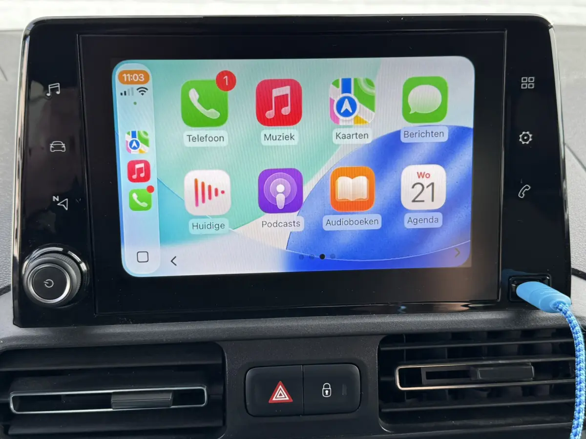 1.2 PureTech Feel Camera Carplay Climate Control Cruisecontrol All-Season Banden PDC V+A