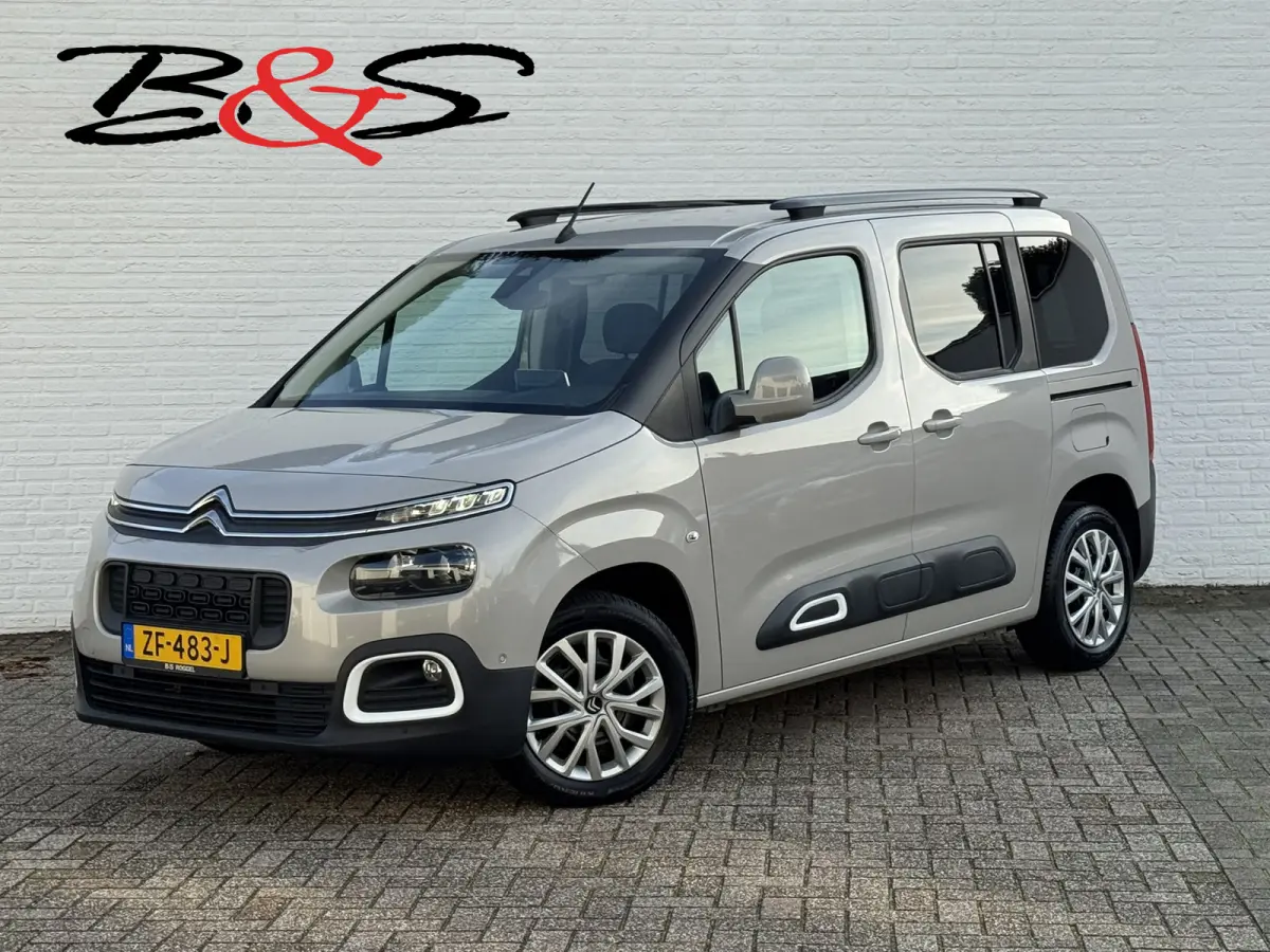 1.2 PureTech Feel Camera Carplay Climate Control Cruisecontrol All-Season Banden PDC V+A