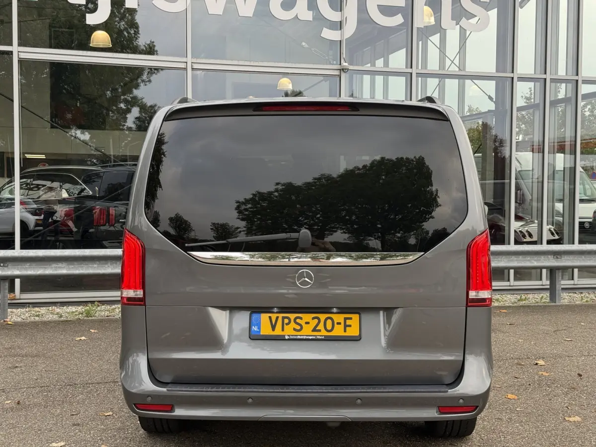 220d Lang DC Avantgarde Edition AMG | Facelift | Trekhaak afn. | Leder | 360 Cam. | Burmester