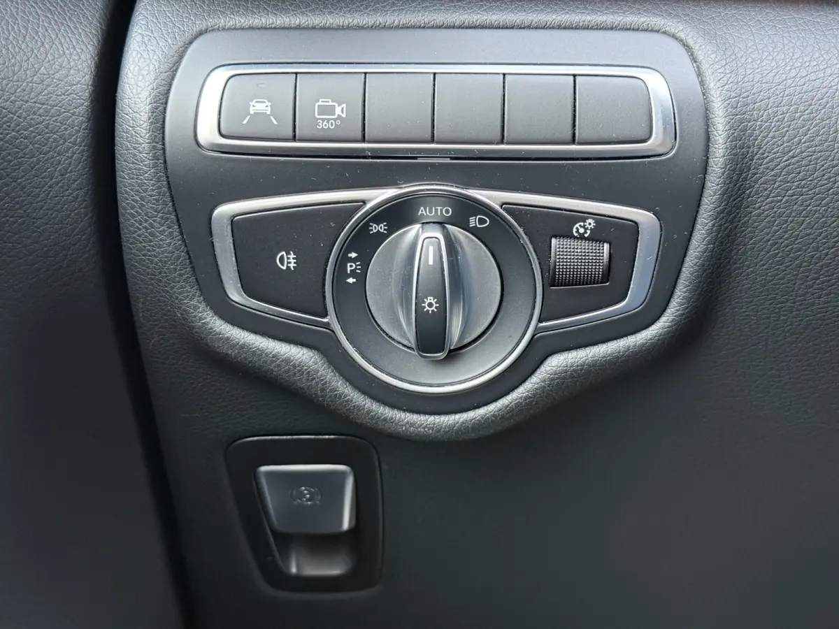 220d Lang DC Avantgarde Edition AMG | Facelift | Trekhaak afn. | Leder | 360 Cam. | Burmester