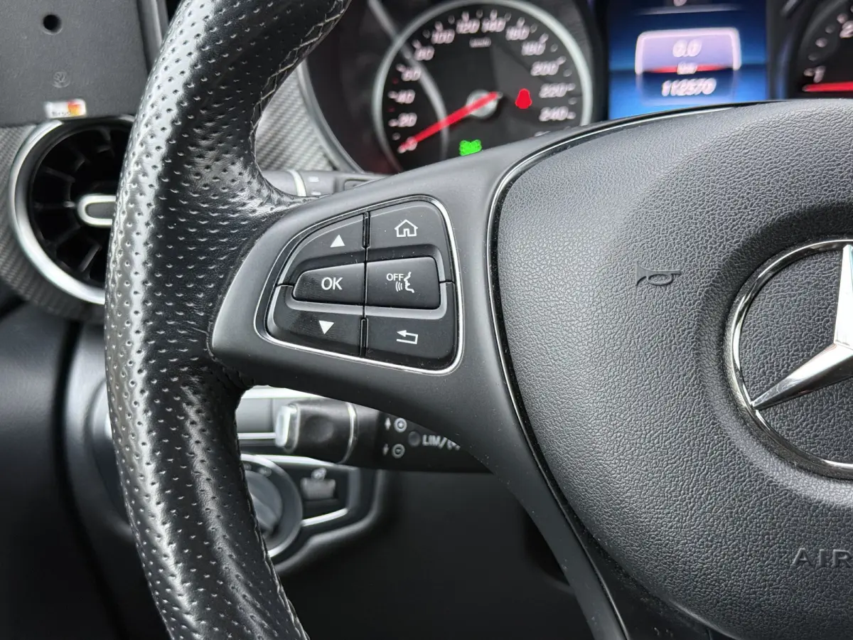 220d Lang DC Avantgarde Edition AMG | Facelift | Trekhaak afn. | Leder | 360 Cam. | Burmester