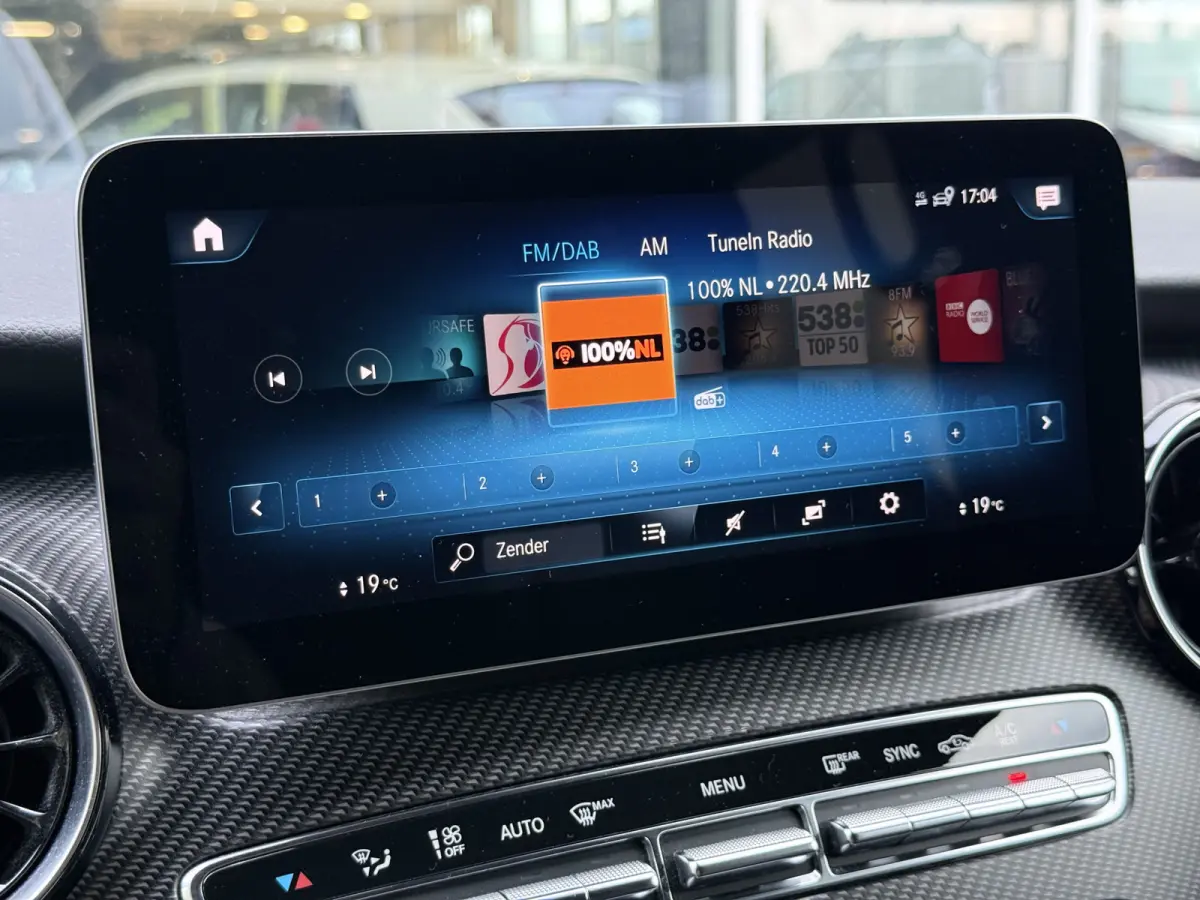 220d Lang DC Avantgarde Edition AMG | Facelift | Trekhaak afn. | Leder | 360 Cam. | Burmester