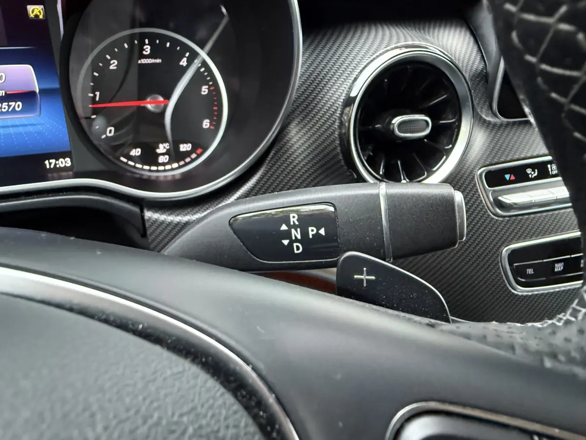 220d Lang DC Avantgarde Edition AMG | Facelift | Trekhaak afn. | Leder | 360 Cam. | Burmester