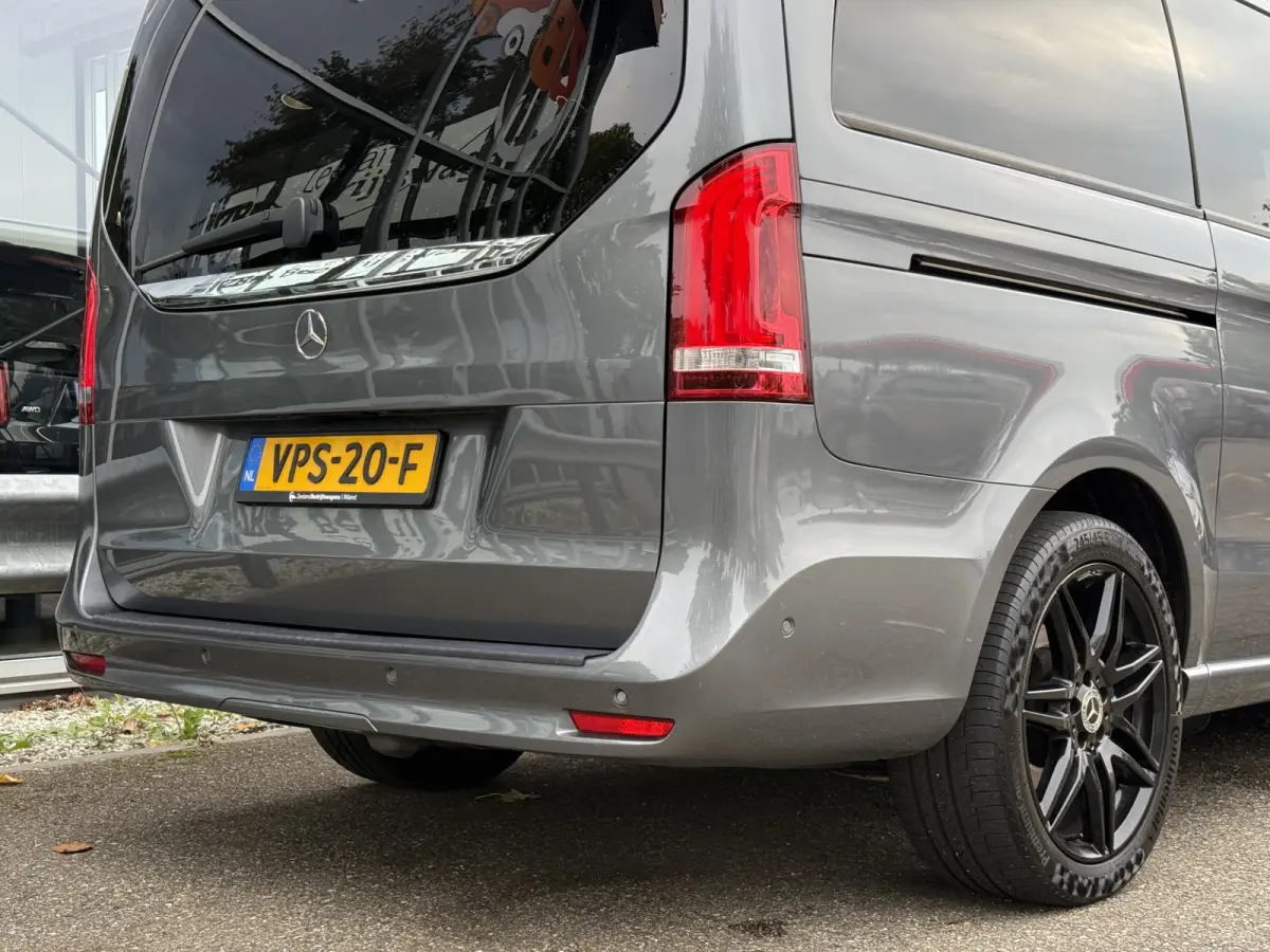 220d Lang DC Avantgarde Edition AMG | Facelift | Trekhaak afn. | Leder | 360 Cam. | Burmester