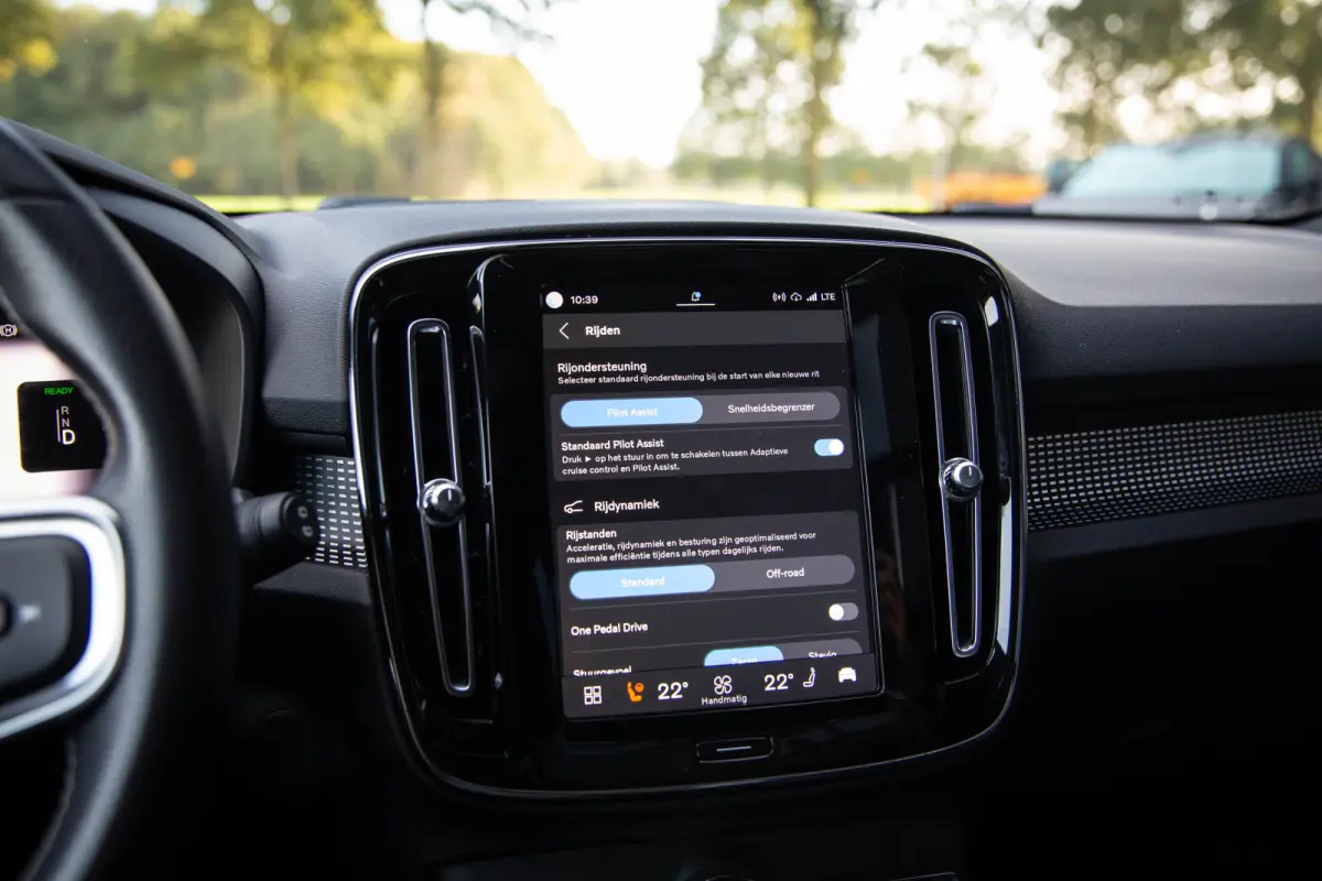 P8 AWD R-Design , SOH 92%, Harman/Kardon, Apple Carplay, Adap. cruise, 360-graden camera, Trekhaak