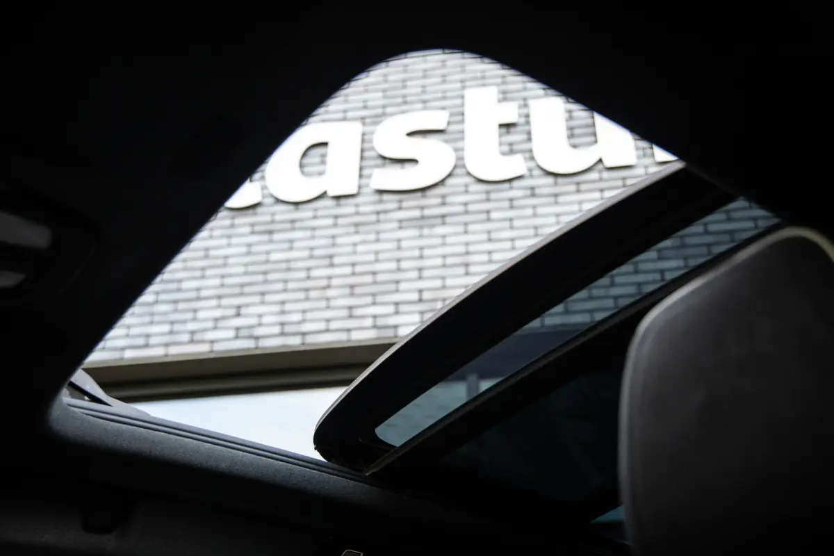 P8 AWD R-Design , SOH 92%, Harman/Kardon, Apple Carplay, Adap. cruise, 360-graden camera, Trekhaak