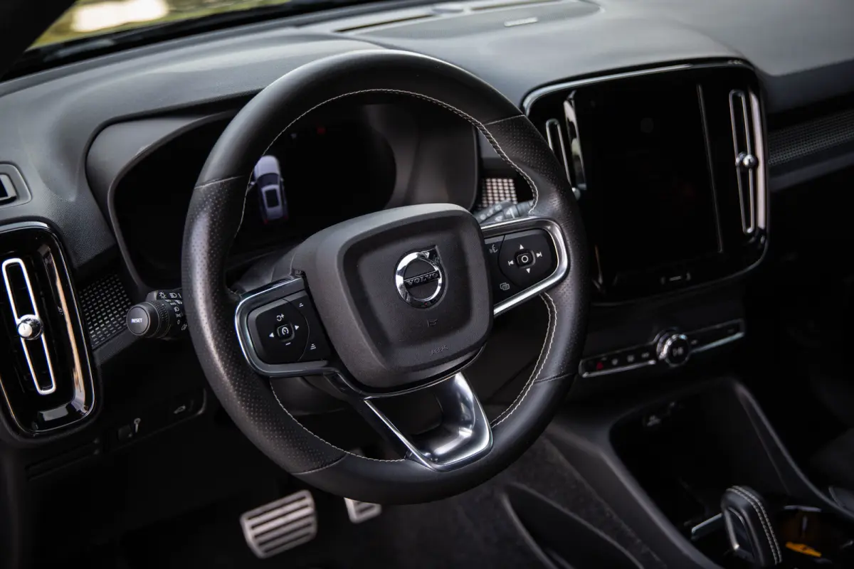 P8 AWD R-Design , SOH 92%, Harman/Kardon, Apple Carplay, Adap. cruise, 360-graden camera, Trekhaak