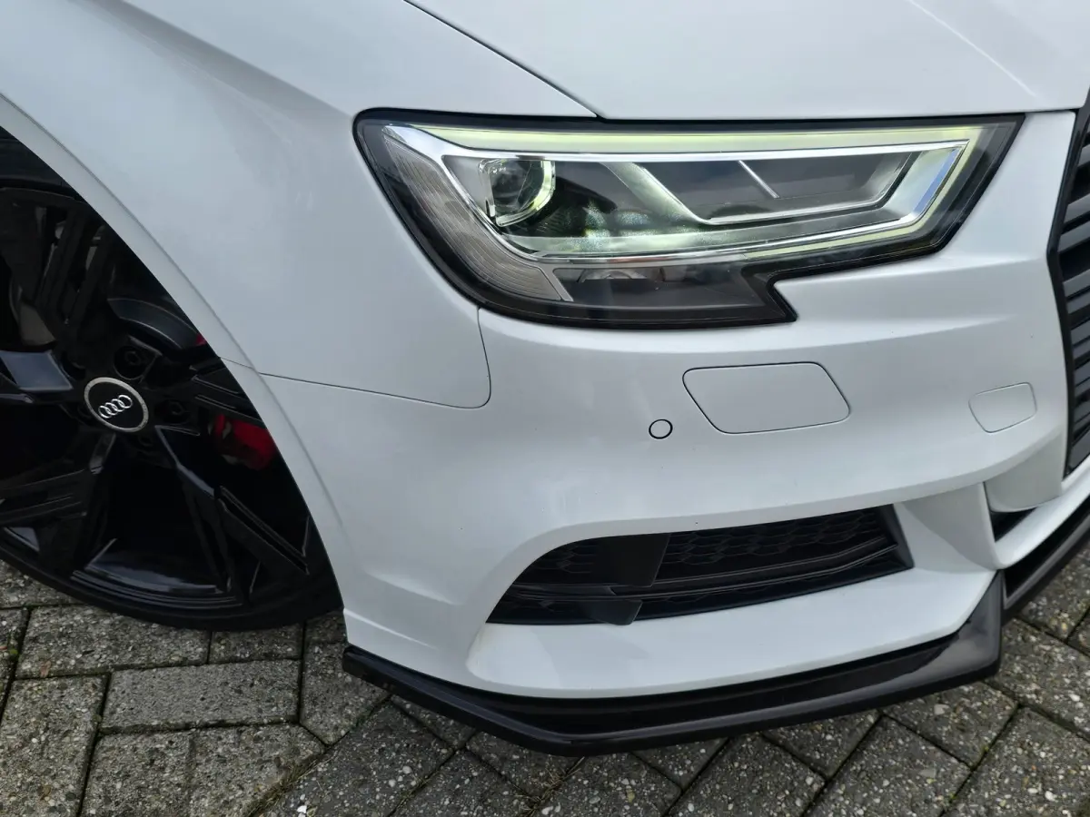 1.0 TFSI Sport S Line / NAP / Open Panoramadak / Cruise Control / Camera / Navi / Elek Pakket / Nette Staat